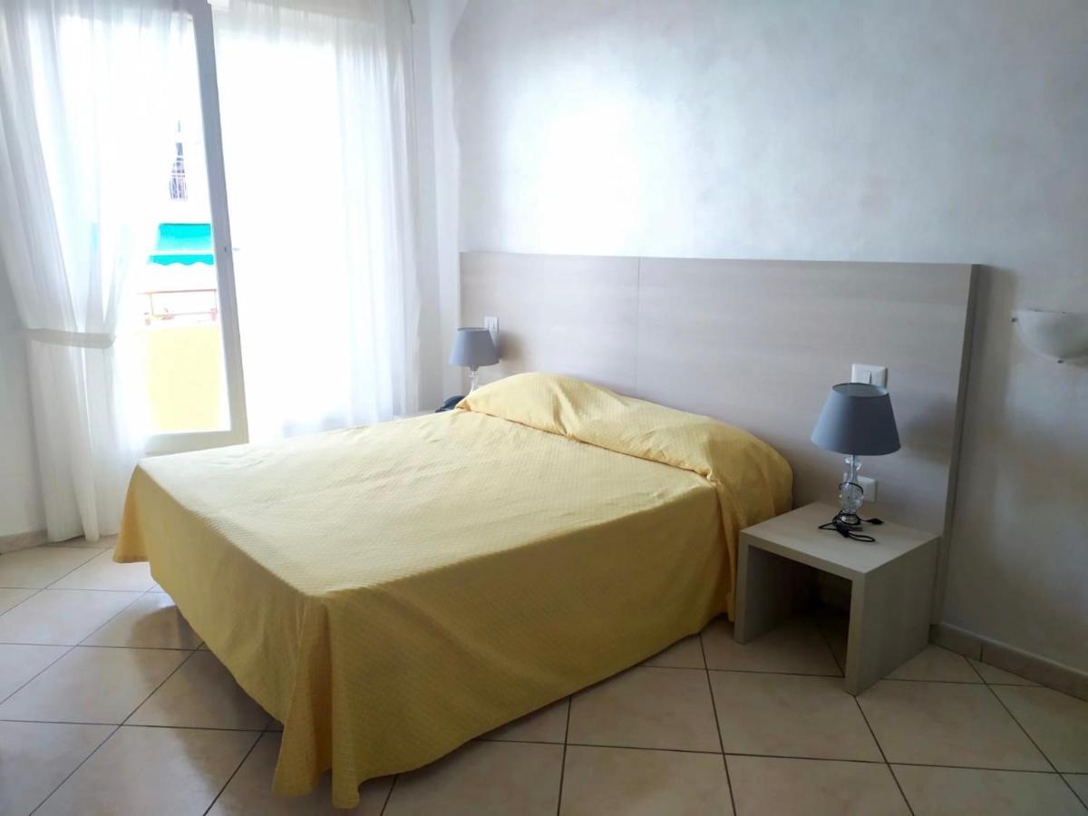 Hotel Solidago Arma di Taggia Luaran gambar