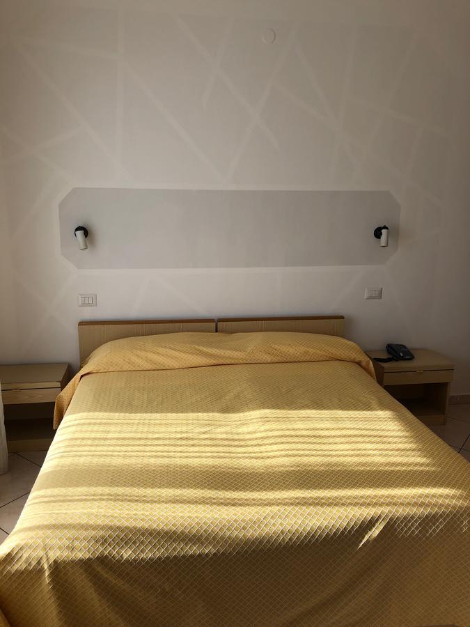 Hotel Solidago Arma di Taggia Luaran gambar