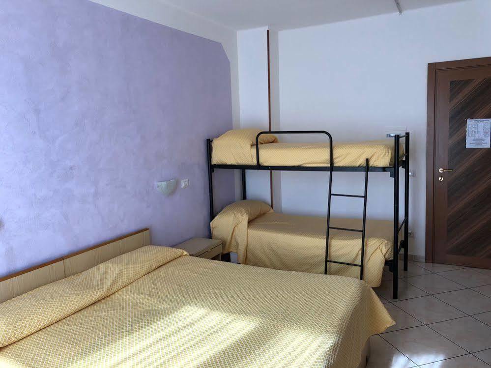 Hotel Solidago Arma di Taggia Luaran gambar